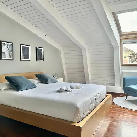 Penthouse With Patio & 2 Baths, 10 Min To Duomo * Milano